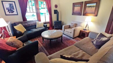 127 Pleasant St, Cavendish, VT 05142 - photo 4