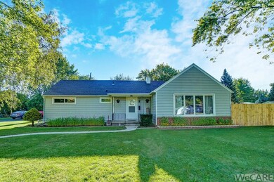 502 S Wentz St, Wapakoneta, OH 45895 - photo 2