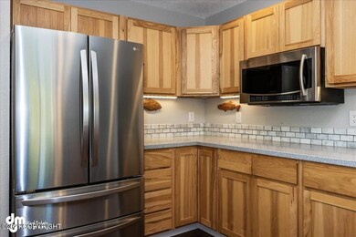 16-Kitchen-ELKO1282