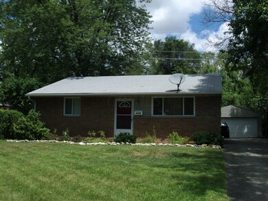 5176 Drivemere Road - 2015 005