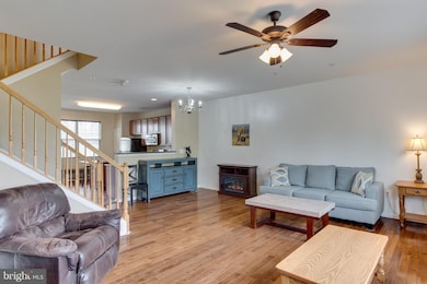 584 Burr Oak Ct, Prince Frederick, MD 20678 - photo 5