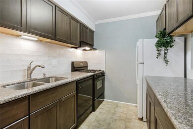 1401 Lake Ave unit C-6, Metairie, LA 70005 - photo 5