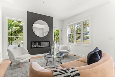 12 Sylvan St unit 4, Melrose, MA 02176 - photo 4