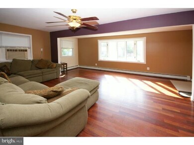 719 Locust Ave, Lindenwold, NJ 08021 - photo 6