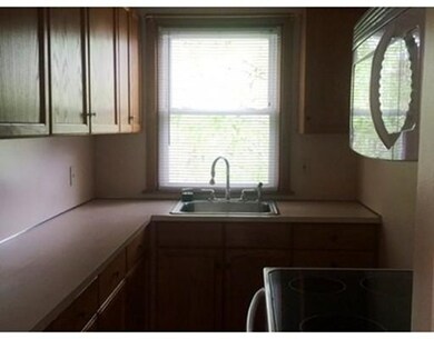 63 Linton St unit 2, Pawtucket, RI 02861 - photo 4