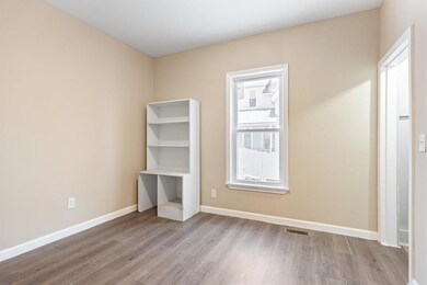 347 Spruce St unit 1, Manchester, NH 03103 - photo 4