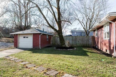 321 Posey St, Newburgh, IN 47630 - photo 2