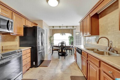 984 Hickory St, Moody, AL 35004 - photo 7