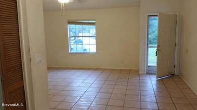 Living Area 2