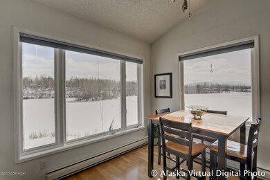 Dining Area overlooking lake & mntns