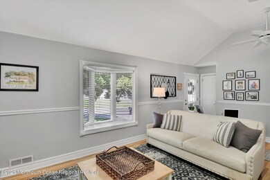 04-Living Room