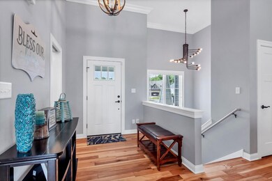 866 Sylvia Ln, Crown Point, IN 46307 - photo 2