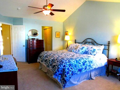 835 Sherrick Ct, Chalfont, PA 18914 - photo 6