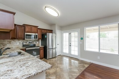 006-photo-kitchen-8066298