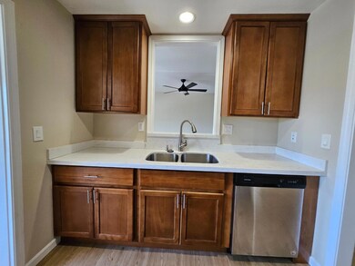 25231 Whitman St unit 103, Hayward, CA 94544 - photo 7