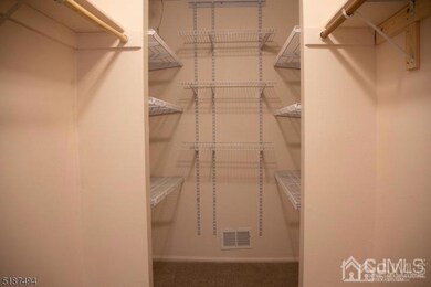 117 Crabapple Ln unit 322, Franklin Park, NJ 08823 - photo 7