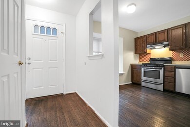 509 Waller Way, Norristown, PA 19403 - photo 2