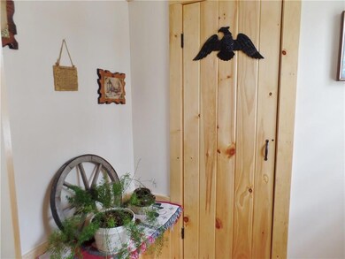 Cute entry with closet.
