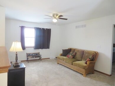 1300 Fir St, Janesville, WI 53546 - photo 7