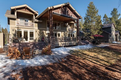 04 riverfront living