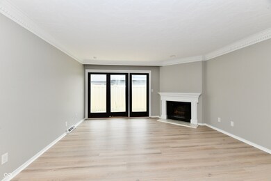 1053 Millwood Ct unit 3, Indianapolis, IN 46260 - photo 5