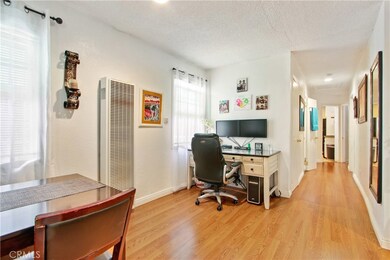 930 W Cedar St, Compton, CA 90220 - photo 4