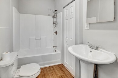 27 Puffer St unit 27, Lowell, MA 01851 - photo 7