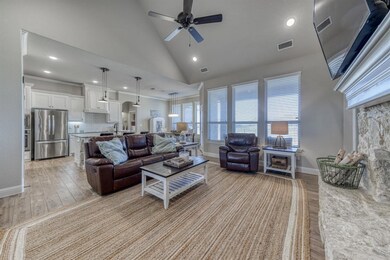 100 Spirit Ct, Weatherford, TX 76087 - photo 3