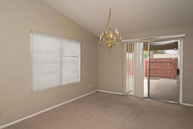 005_Dining Area