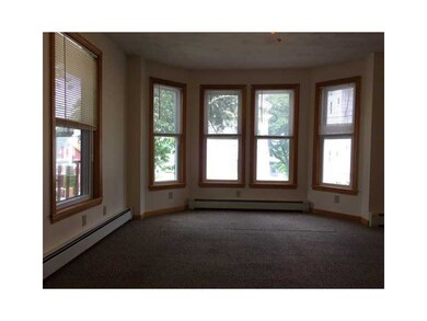 426 Grove St unit 1, Woonsocket, RI 02895 - photo 2