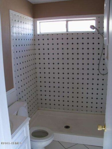 garnet bathroom