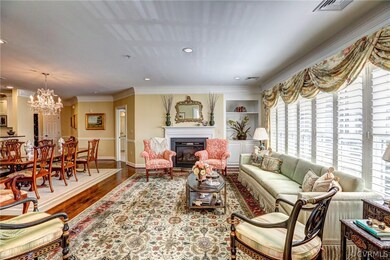 Living Toom has built-in bookcase.