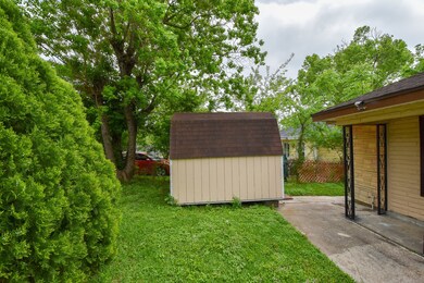 954 Oakstone St, Houston, TX 77015 - photo 7