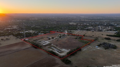 21.4 +/- AC Fm 1077, Bandera, TX 78003 - photo 4