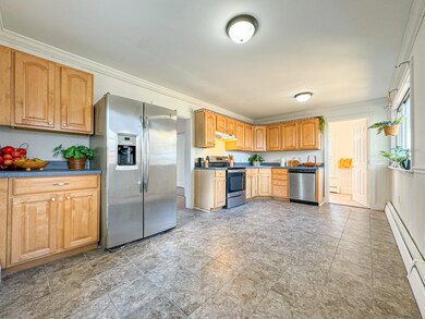 25 Cottage St, Sanford, ME 04073 - photo 5