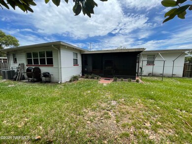 2423 Gayland Rd, Jacksonville, FL 32218 - photo 2