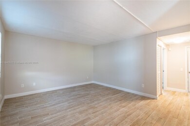 601 S Flagler Ave unit 4, Homestead, FL 33030 - photo 5