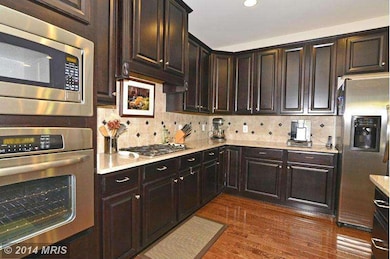 42633 Offenham Terrace, Chantilly, VA 20152 - photo 2