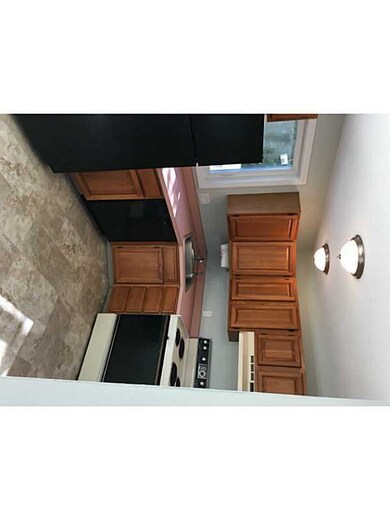 77 Quannacut Rd, Westerly, RI 02891 - photo 3