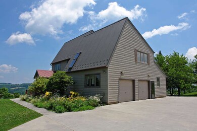 Attached Garage