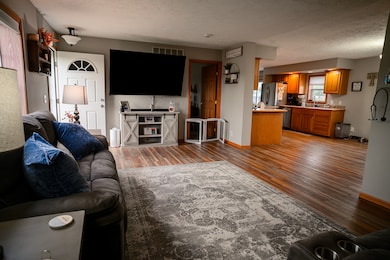 319 N Letcher St, Chenoa, IL 61726 - photo 6