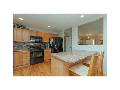 1408 Wolf Dr NW, Cedar Rapids, IA 52405 - photo 6