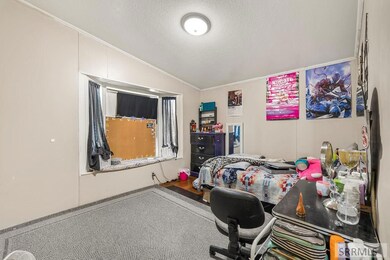 1720 Falcon Cir S, Pocatello, ID 83204 - photo 7