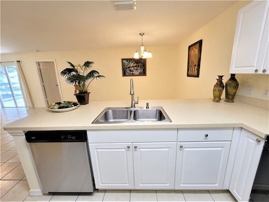 313 Harp Terrace unit A, Sebastian, FL 32958 - photo 5