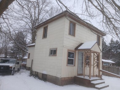 14 Spaulding St, Hartford, MI 49057 - photo 2