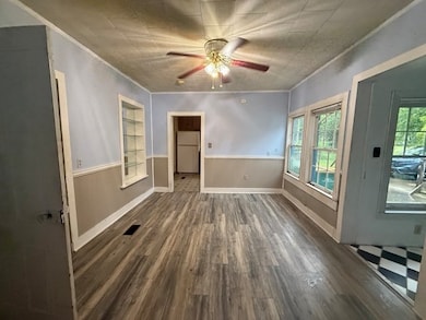 1106 Oak St NW, Townsend, GA 31331 - photo 5