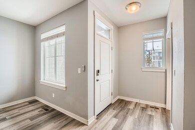 06 Foyer