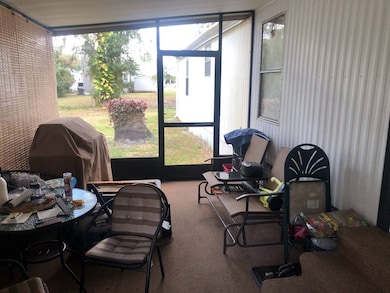 3906 Bottle Palm Ct, Plant City, FL 33566 - photo 2