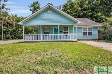 1202 E Waldburg St, Savannah, GA 31404 - photo 2