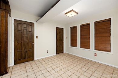Breakfast Dining Area